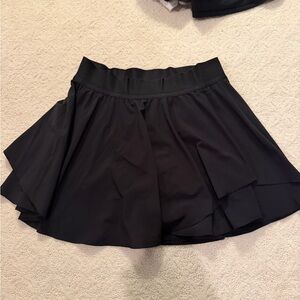 Black Lulu skirt